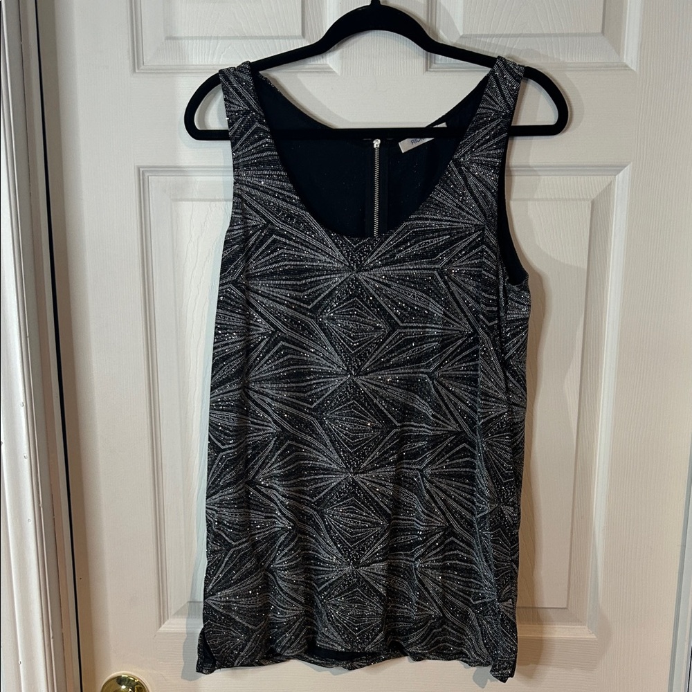 Ricki's Black and Gray Geometric Tank Top size Large